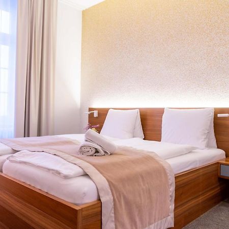 Hotel Engel Am Bahnhof Wädenswil Eksteriør bilde