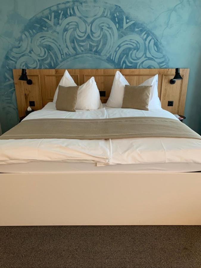 Hotel Engel Am Bahnhof Wädenswil Eksteriør bilde